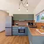 Villa House Reni *
