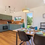 Villa House Reni *