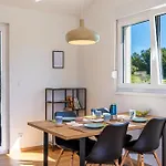 House Reni Βίλα Μεντουλίν
